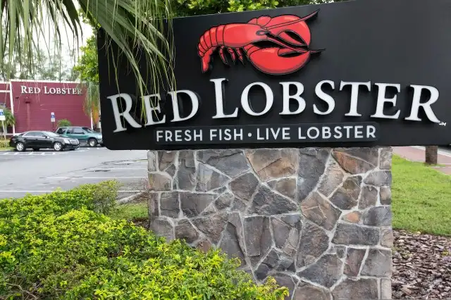 Red Lobster closes multiple restaurants, lists them for auction