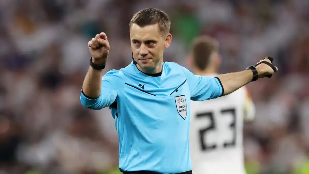 Referee for England vs Slovenia: Who is officiating the game?