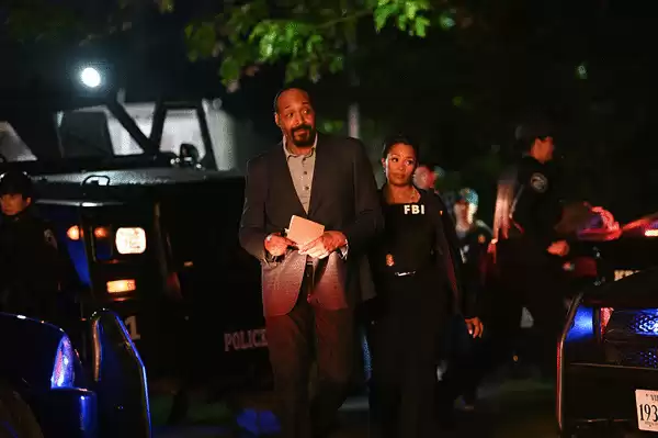 Review: Jesse L. Martin returns to procedural-land in NBC's new series The Irrational