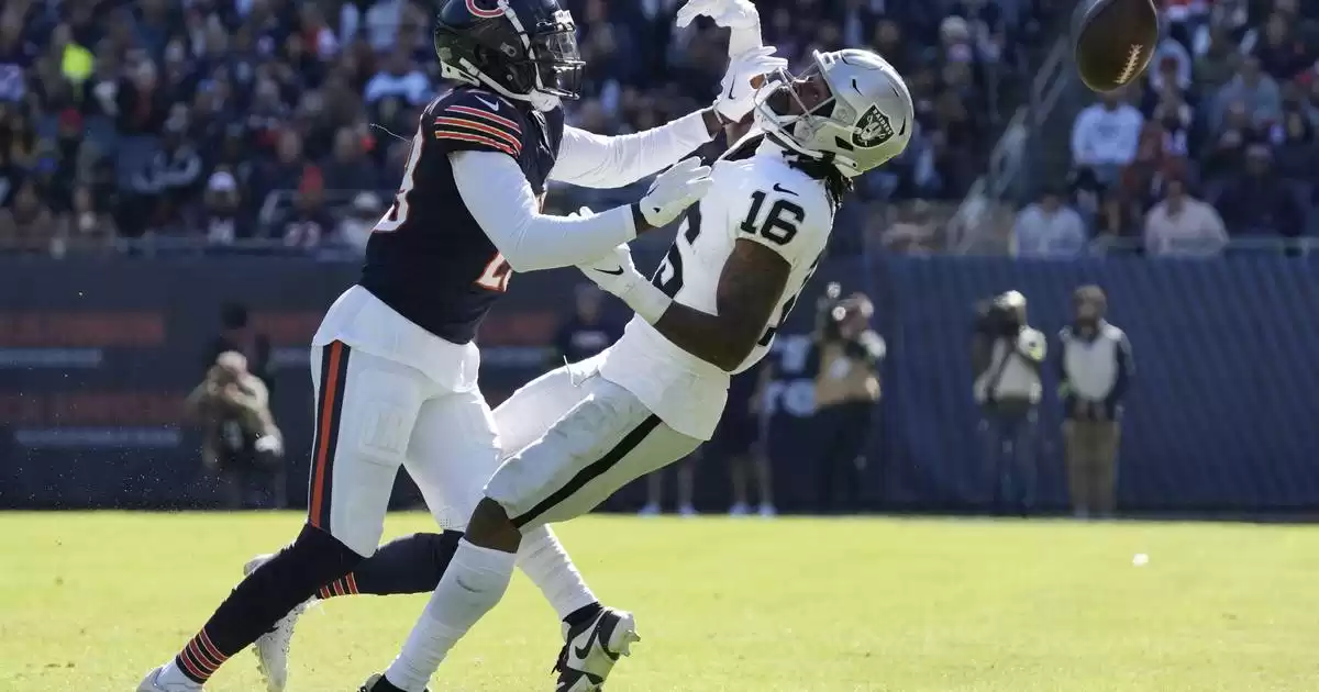 Rookie Tyson Bagent shines, leads Chicago Bears to dominant 30-12 victory over Las Vegas Raiders