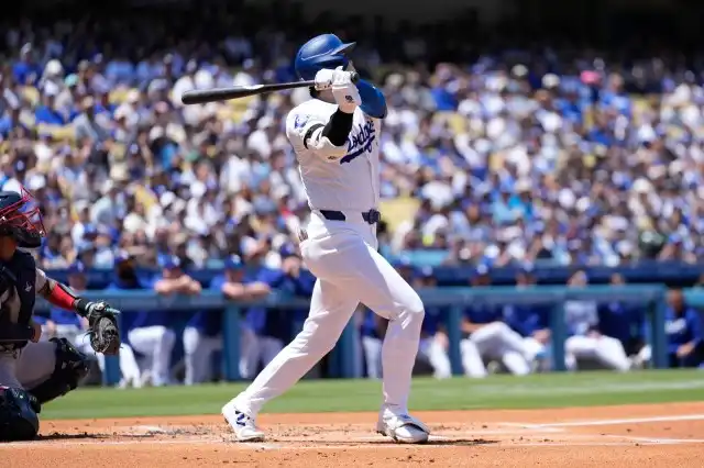 Shohei Ohtani homers twice Dodgers sweep Braves 5-1 win