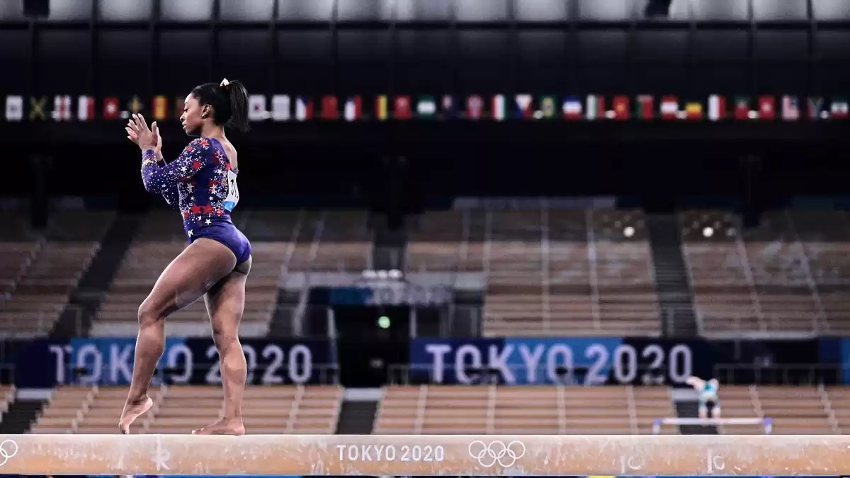 Simone Biles Overcomes 'The Twisties': Unique Journey of Gymnasts