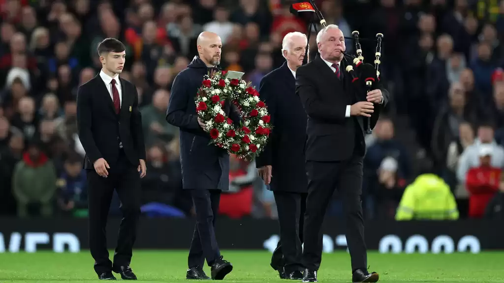 Sir Bobby Charlton Emotional Old Trafford Honours Manchester United Icon