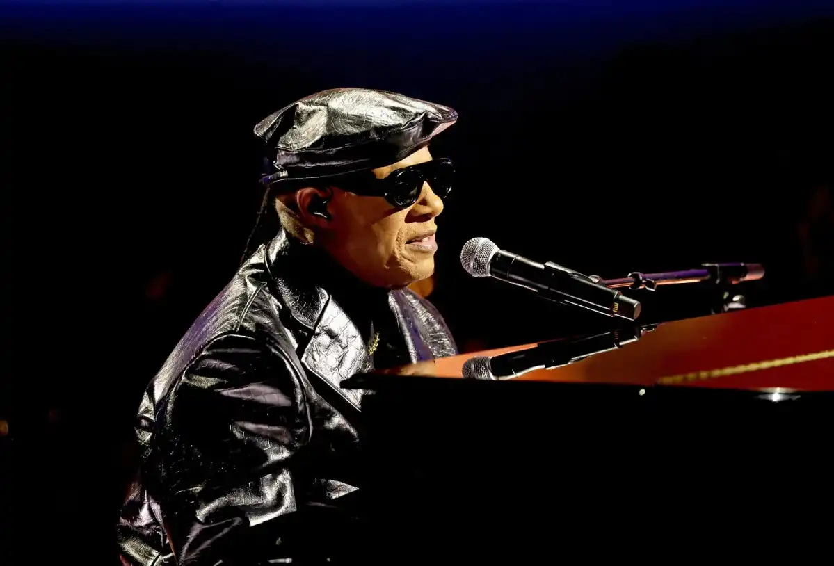 Stevie Wonder, Fantasia Barrino lead emotional Grammys in memoriam