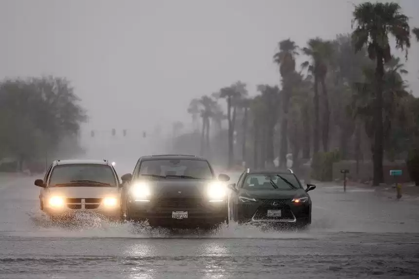 Storm Hilary: US South-west Pummeled as Baja California Peninsula Soaked