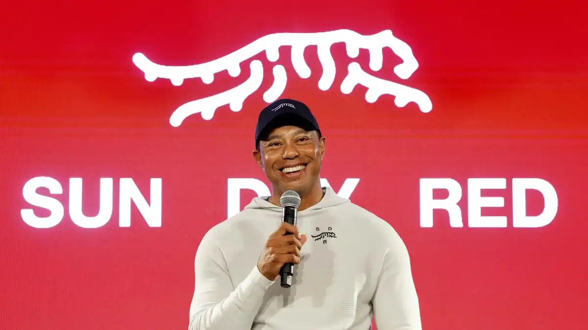Tiger Woods Sun Day Red apparel line draws opinions from fashion world