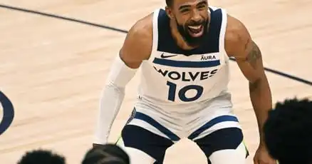 Timberwolves dominate defensively to crush Nuggets in Game 2, Rudy Gobert sidelined
