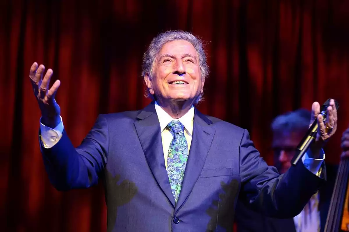 Tony Bennett, Legendary Jazz and American Standards Singer, Passes Away at Age 96