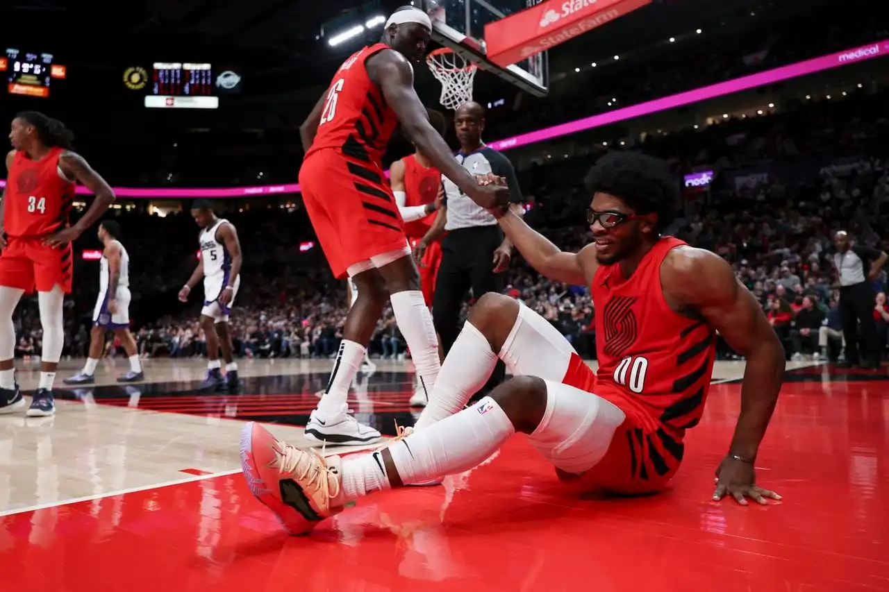 Trail Blazers Bench Provides Helping Hand in Win Over Sacramento Kings