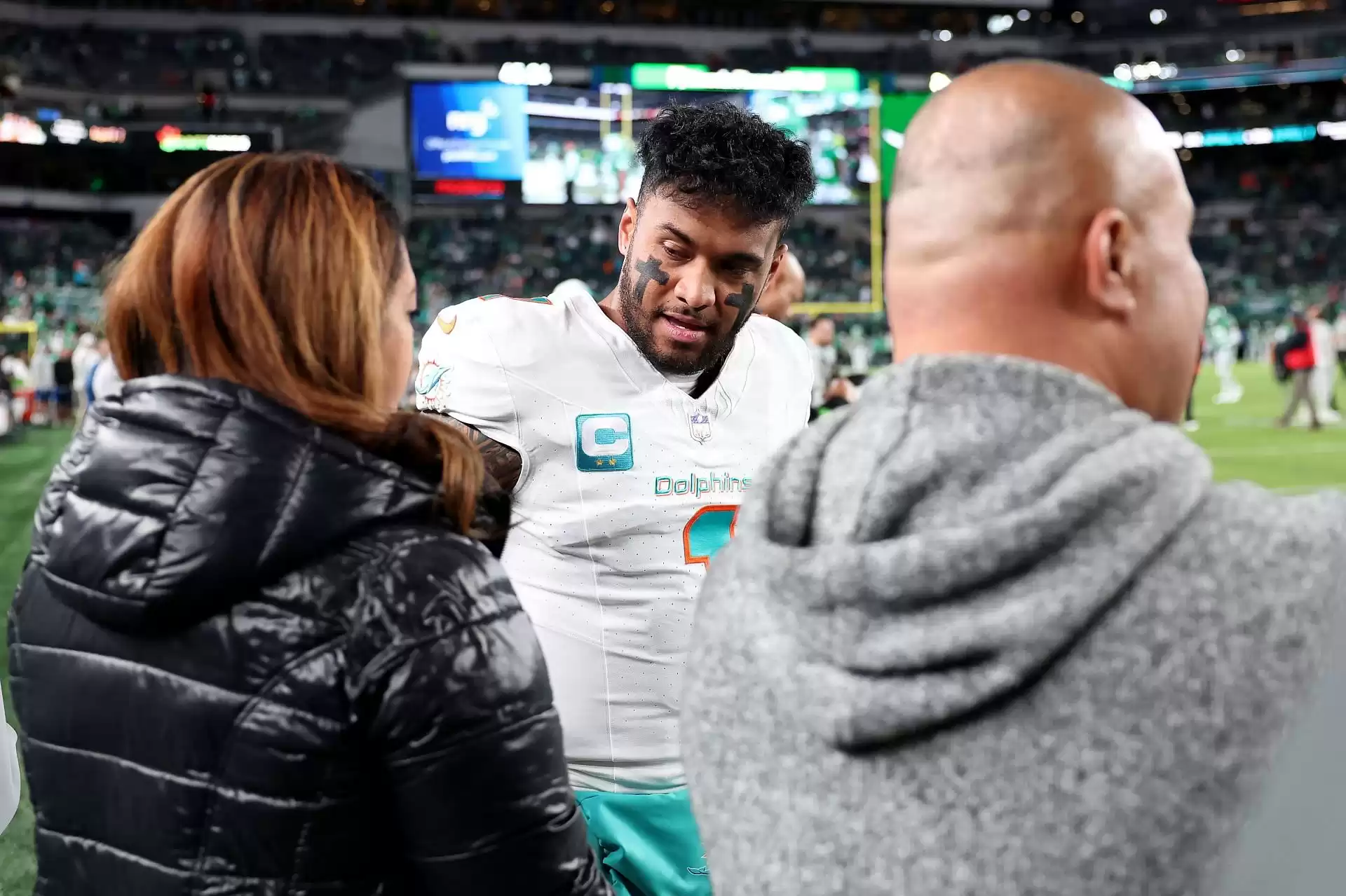 Tua Tagovailoa receives backlash from Dolphins fans following 17-31 defeat to Eagles