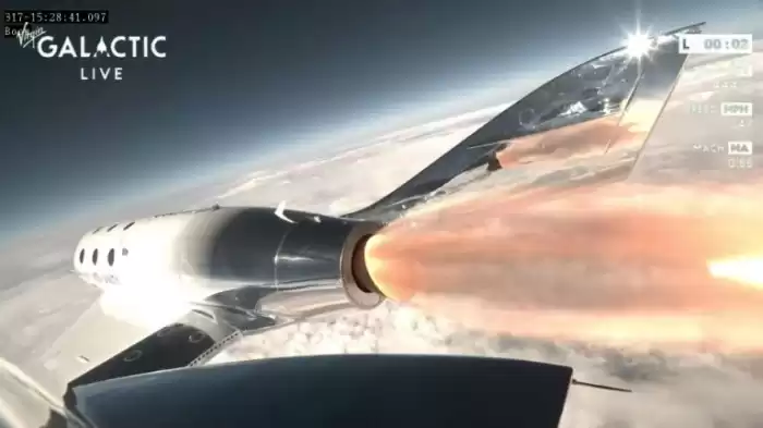 Virgin Galactic rockets tourist passengers into space