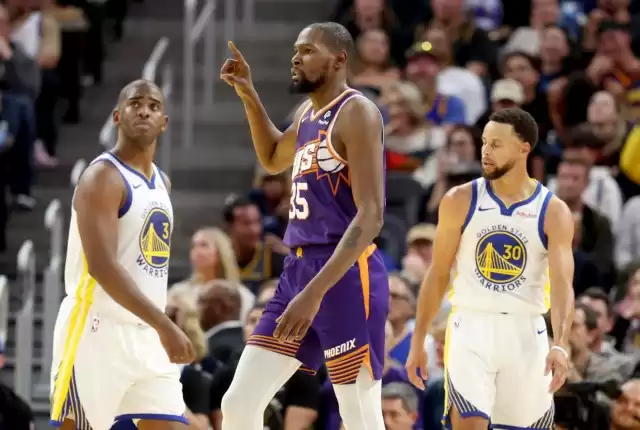 'Warriors' Opening Night Loss to Kevin Durant's Phoenix Suns despite Strong Third Quarter Performance'