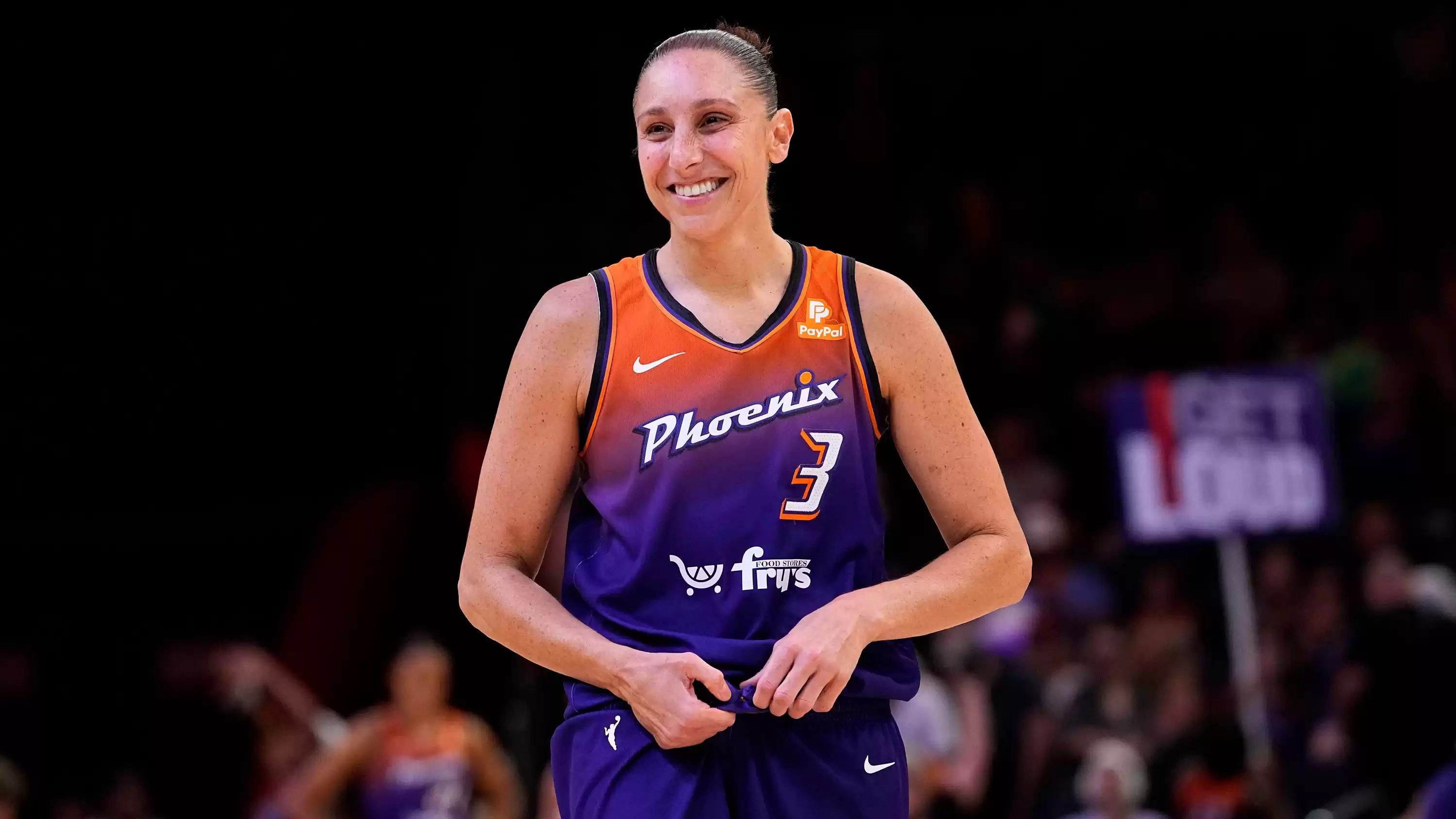 WNBA star Diana Taurasi sets record with 10,000 career points